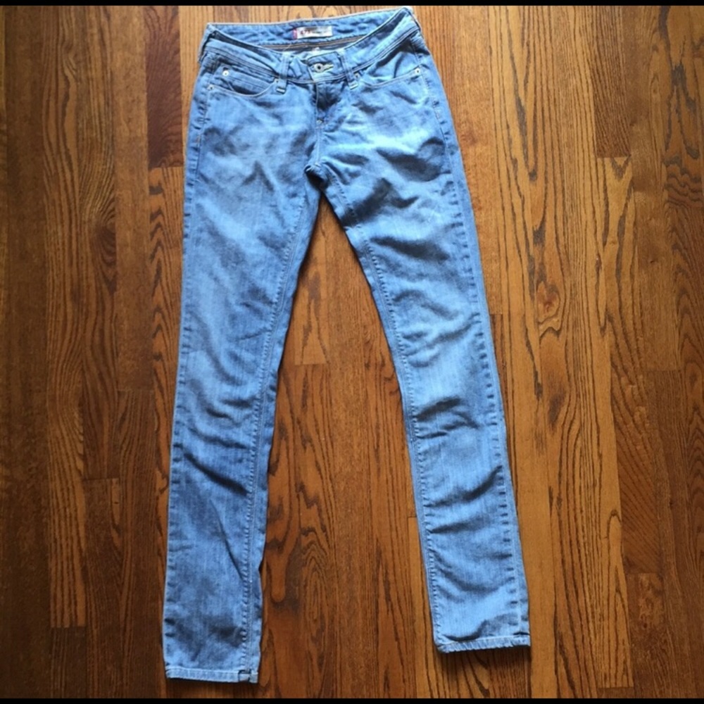 Levi’s 473 skinny jeans